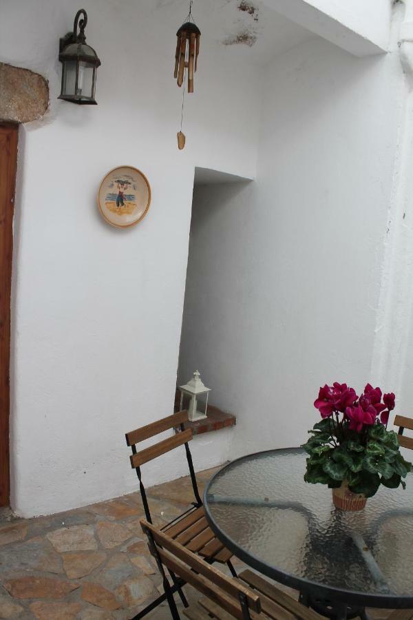 Old Navy House Villa Badalona Buitenkant foto